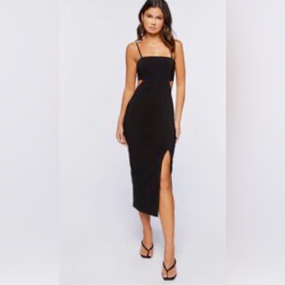 SOLD OUT Forever 21 cut out midi dress XS